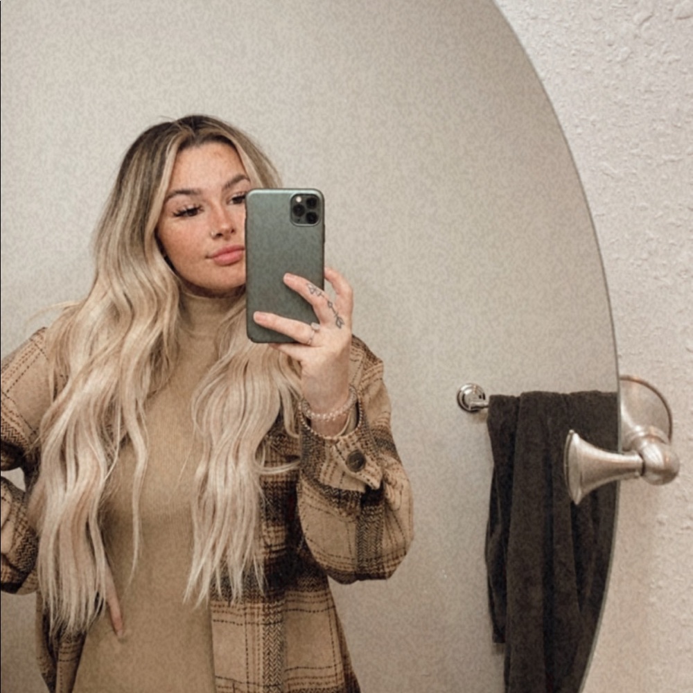 Meet your Posher, Alyssa